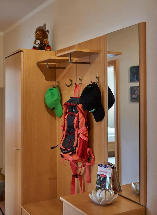 Apartment Ferienwohnungen Haus Elisabeth Bodenmais